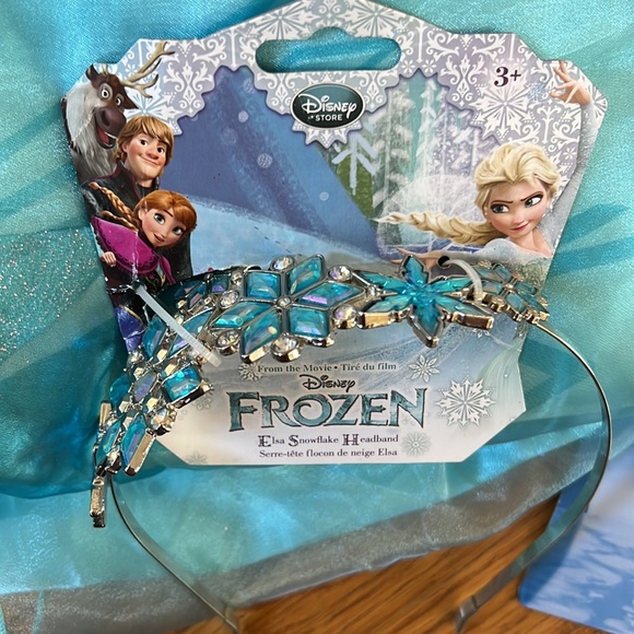 Disney’s Frozen Ella Dress - Picture 3 of 7